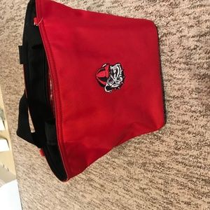 Purse with Georgia Bulldog emblem